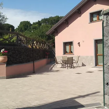 Seven * Trecastagni